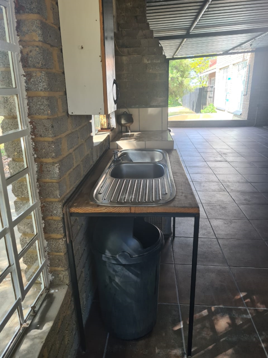 4 Bedroom Property for Sale in Deneysville Free State